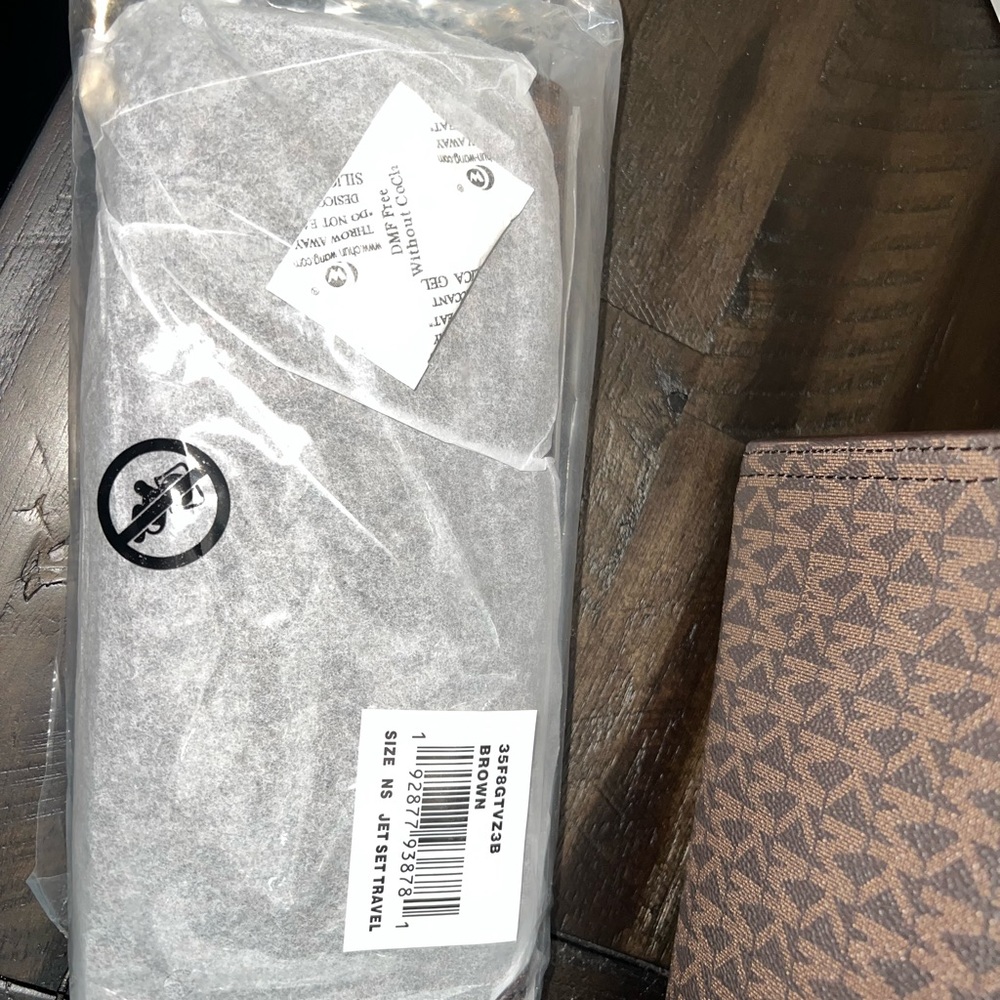 NEW W/ T Micheal Kors Kenly Large NS Tote Bundle - Picture 8 of 13